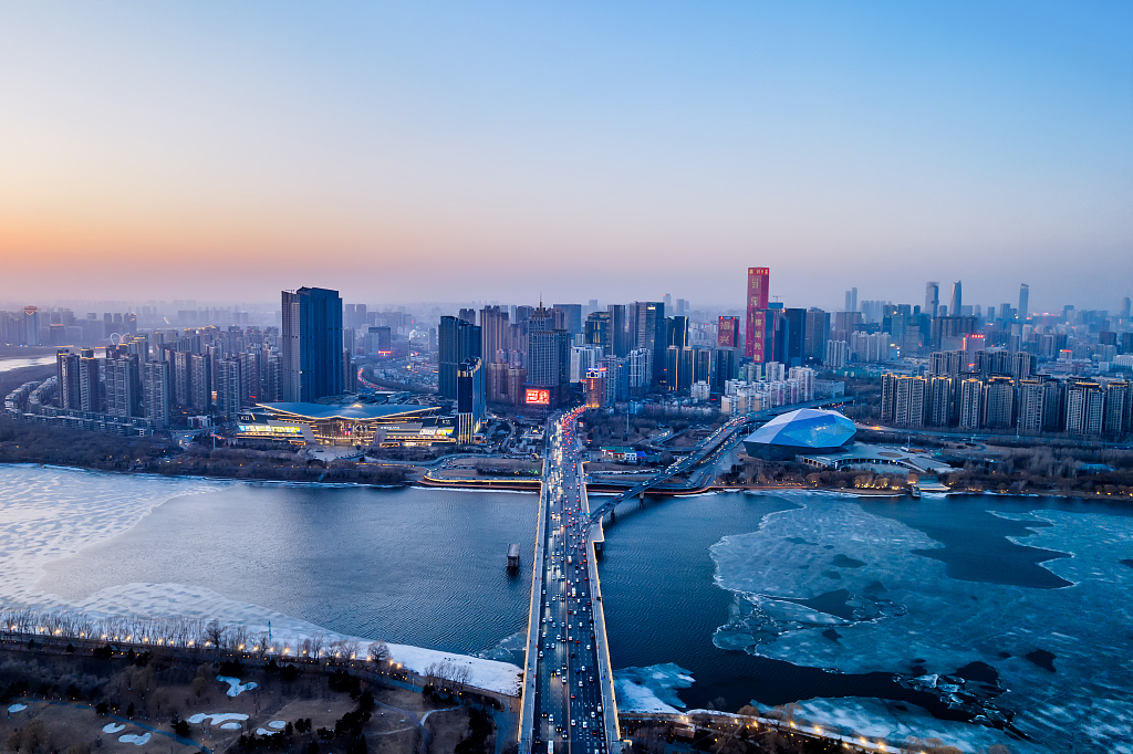 辽宁，东北明珠绽放璀璨光芒的播音稿纪实