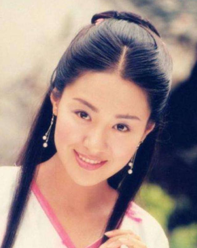 黑龙江，暖阳映照下的家乡与温馨家园故事